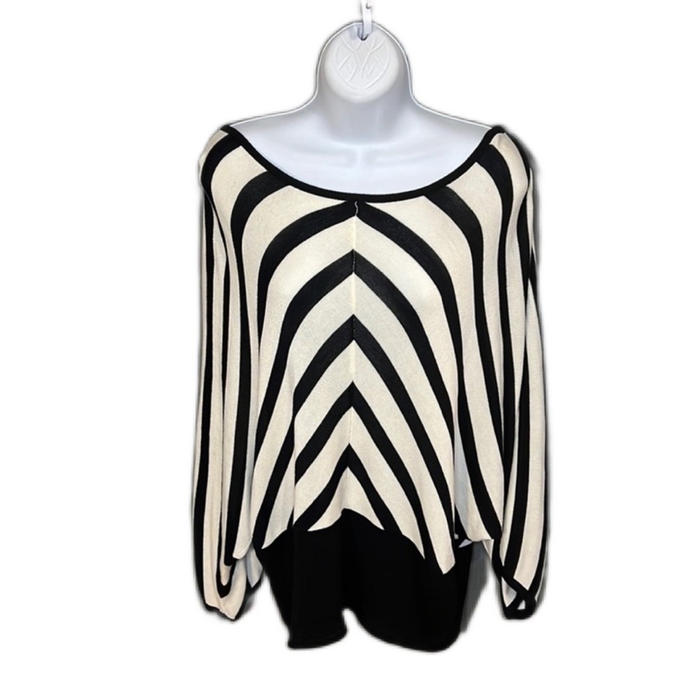Cyrus Batwing Striped Tunic/Top, size Medium
